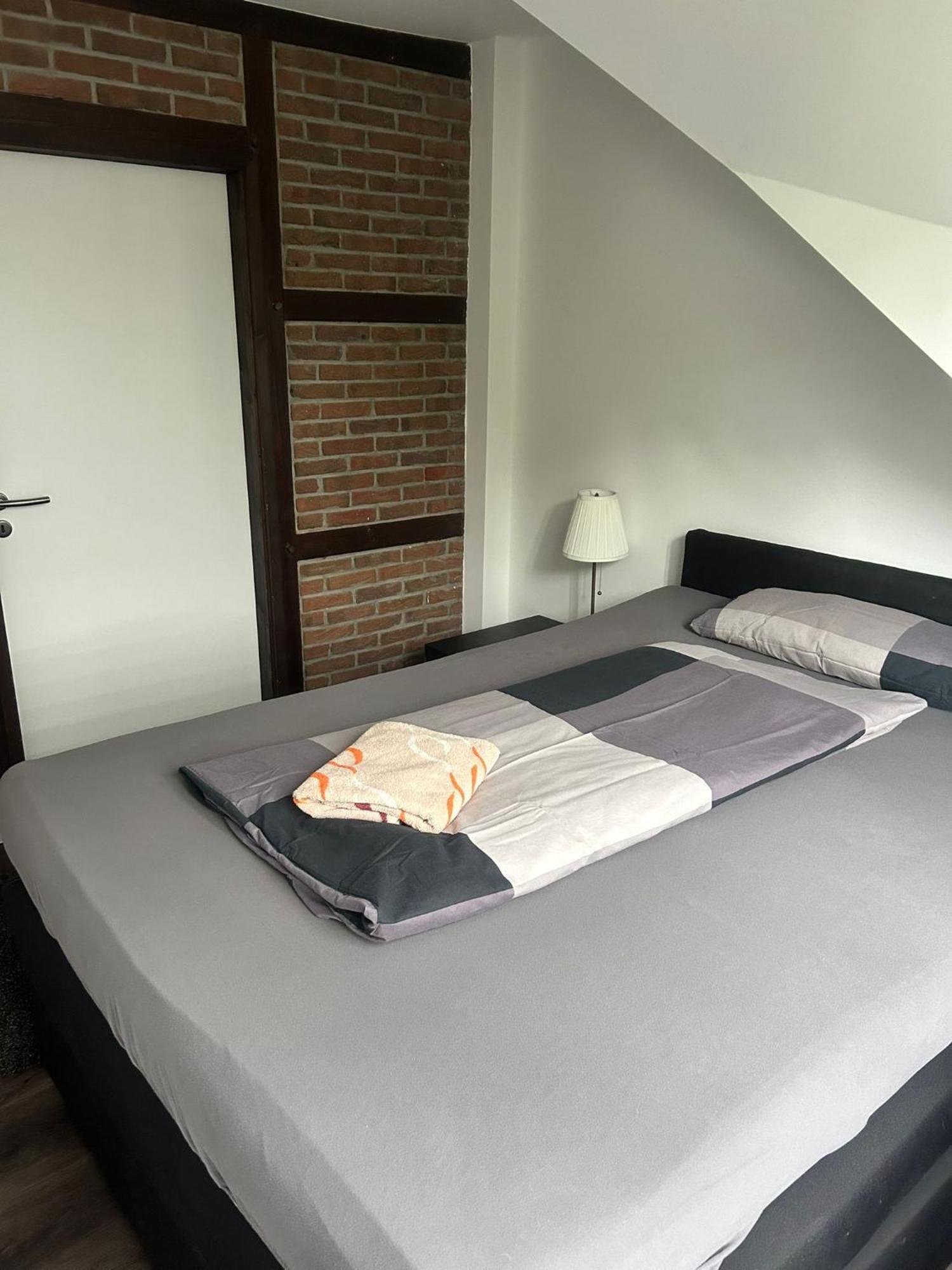Schoenes Apartment Mit Dachterrasse Oldenburg Exterior foto